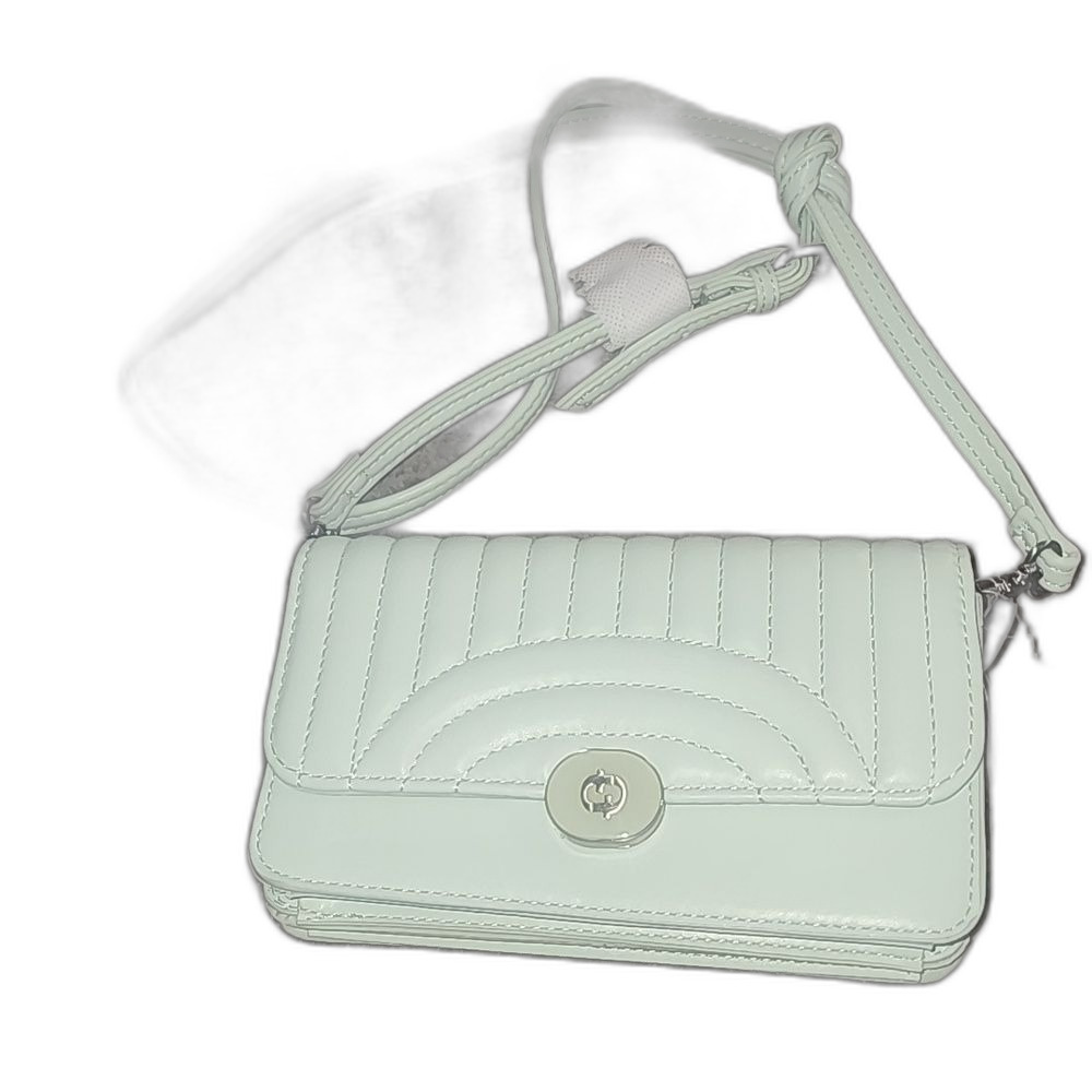 Time and Tru Women's Gigi Quilted Flap Top Wallet, Seafoam